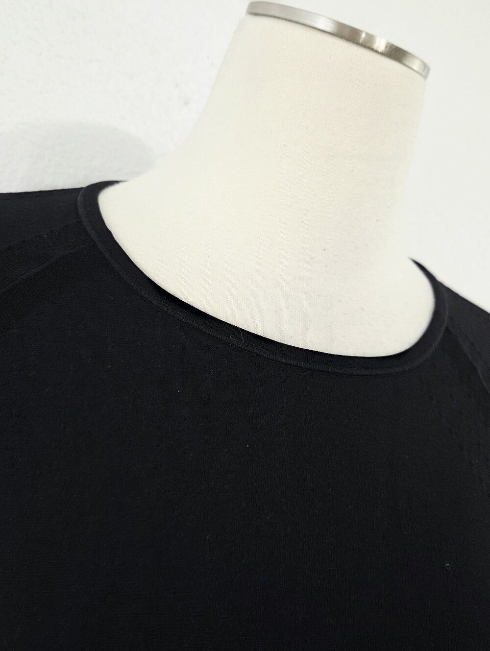 Quince Seamless Ruched Long Sleeve Top black athletic athleisure women's large - Picture 5 of 7